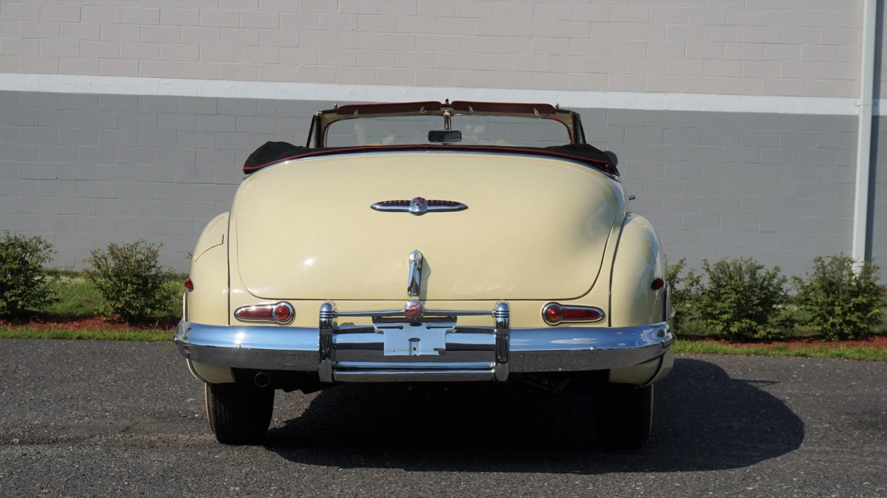 1947 Buick Roadmaster - Image 8 of 31