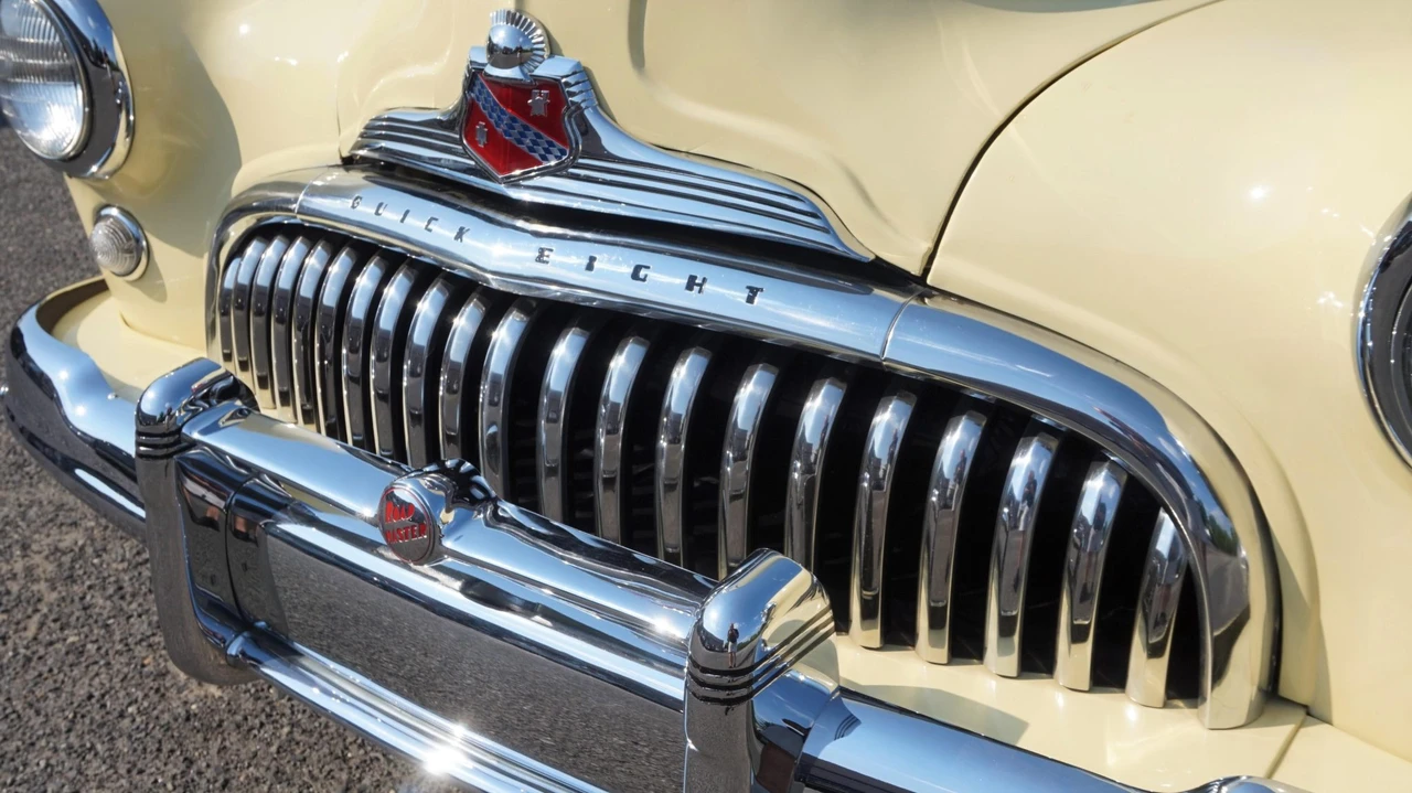 1947 Buick Roadmaster - Image 24 of 31