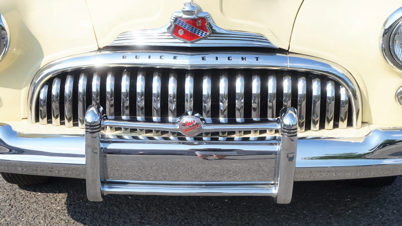 1947 Buick Roadmaster - Image 21 of 31