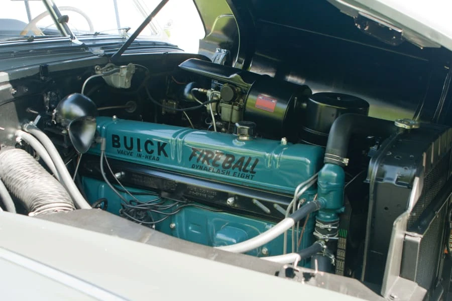 1947 Buick Roadmaster - Image 5 of 6