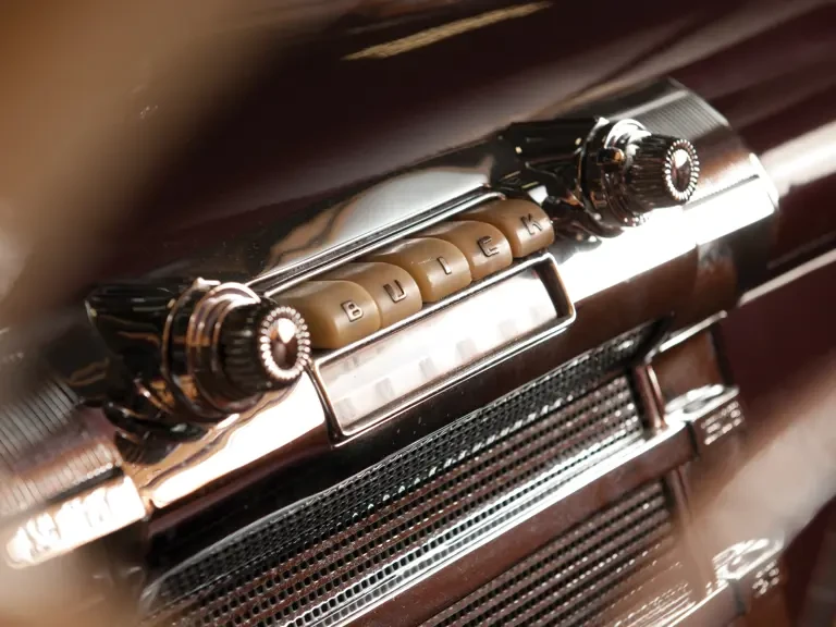 1947 Buick Roadmaster - Image 13 of 15