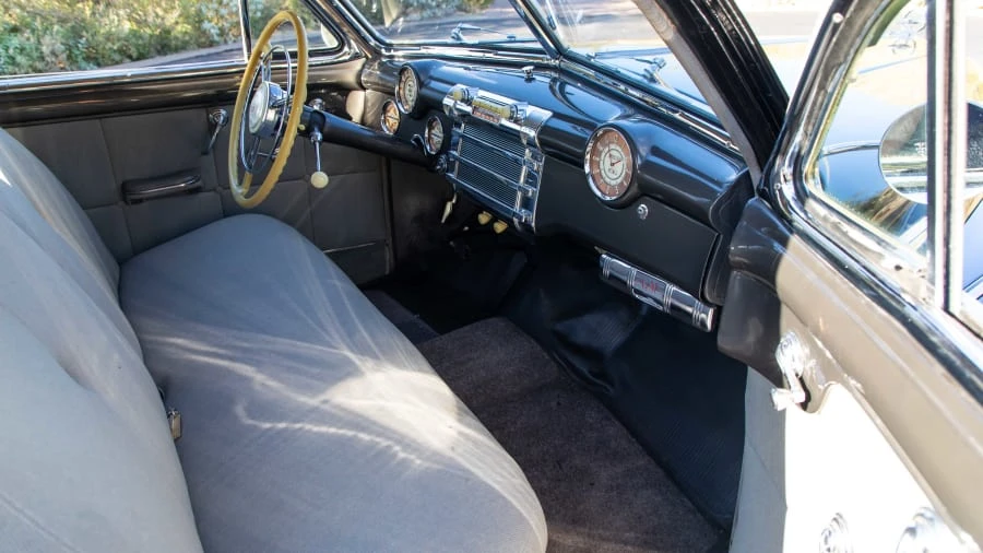 1947 Buick Roadmaster - Image 5 of 17