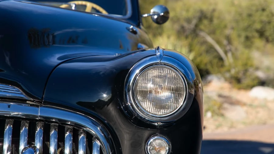 1947 Buick Roadmaster - Image 16 of 17