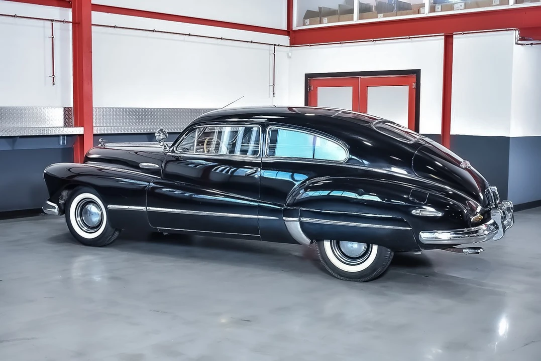 1947 Buick Roadmaster - Image 12 of 30
