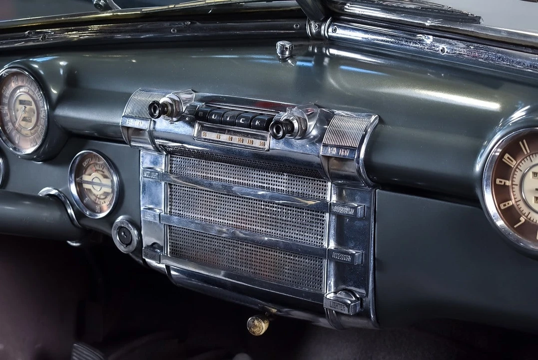 1947 Buick Roadmaster - Image 22 of 30
