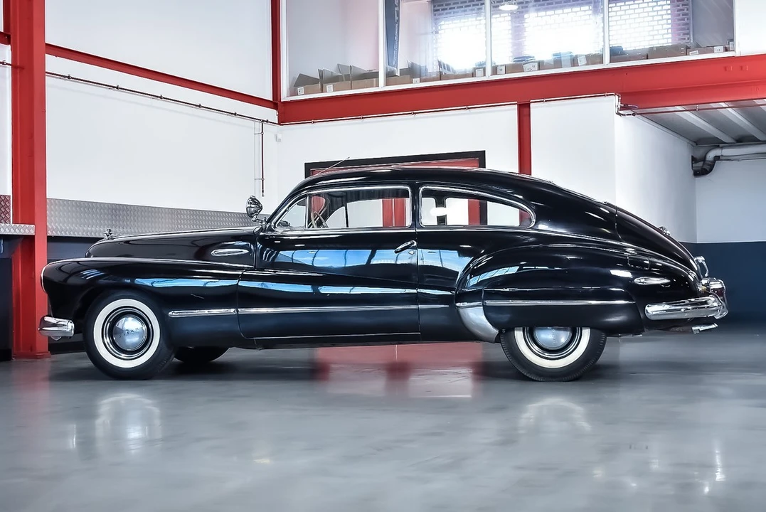 1947 Buick Roadmaster - Image 16 of 30
