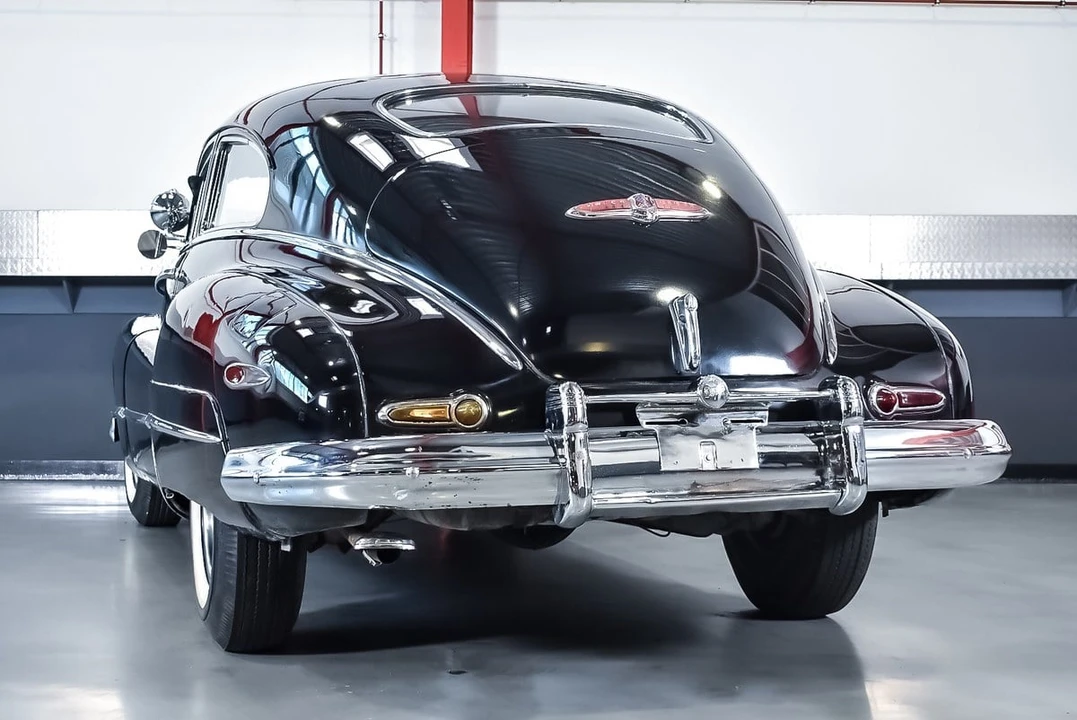 1947 Buick Roadmaster - Image 15 of 30