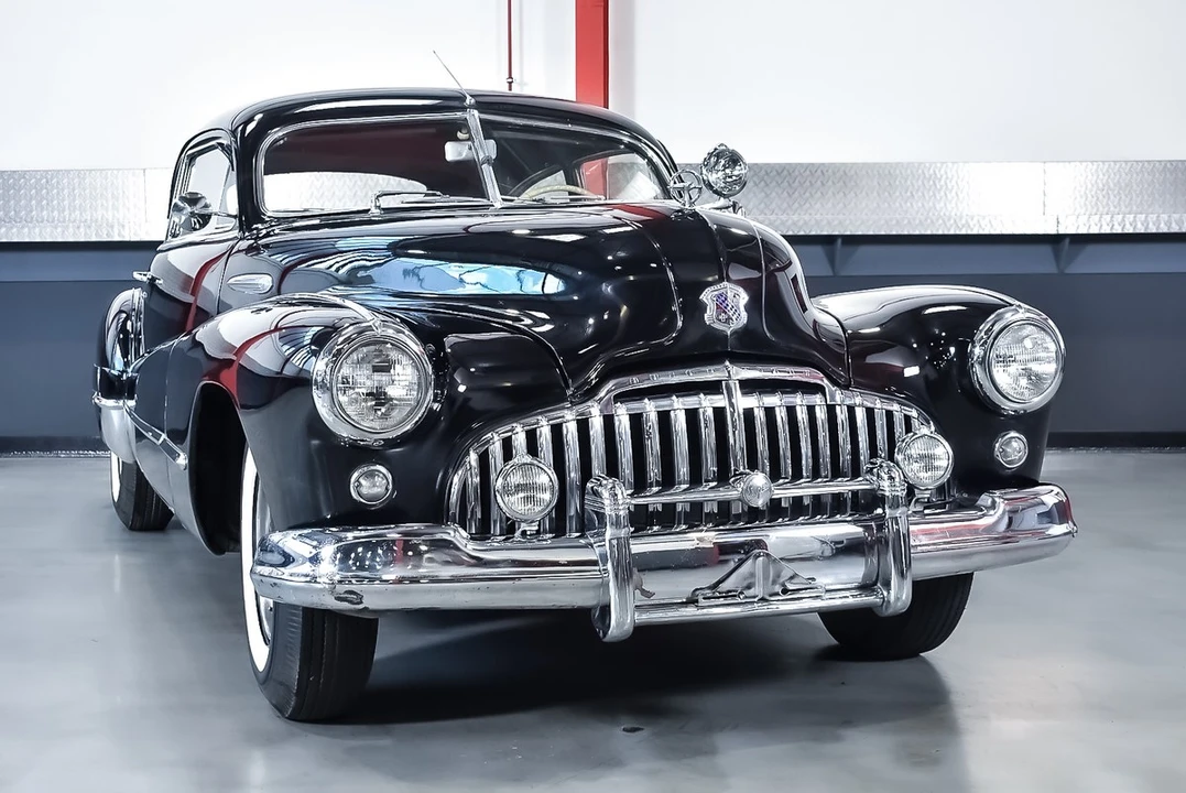 1947 Buick Roadmaster - Image 10 of 30