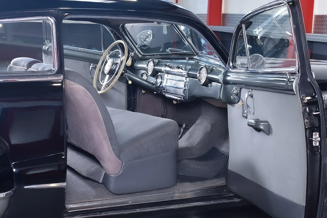1947 Buick Roadmaster - Image 30 of 30