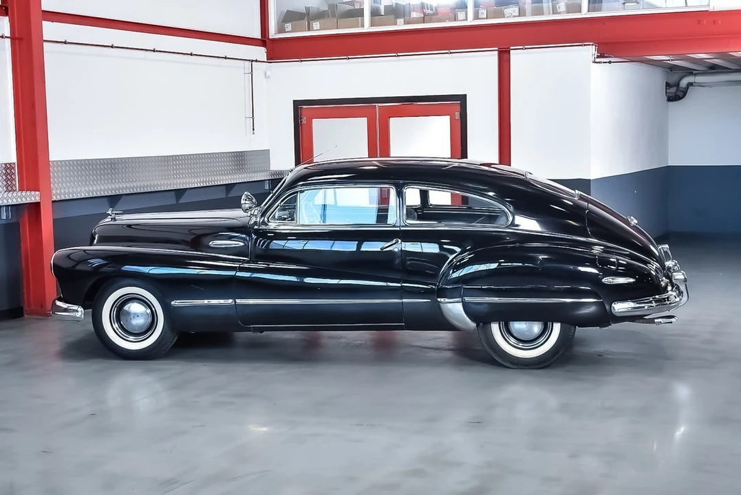 1947 Buick Roadmaster - Image 4 of 30