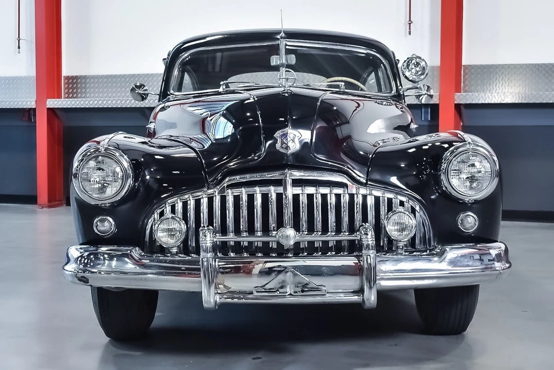 1947 Buick Roadmaster - Image 8 of 30