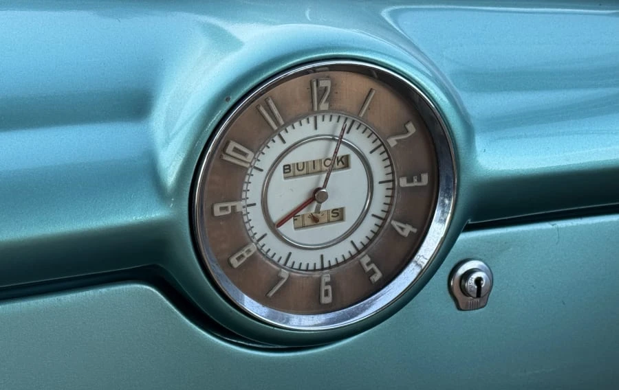 1947 Buick Super - Image 25 of 30