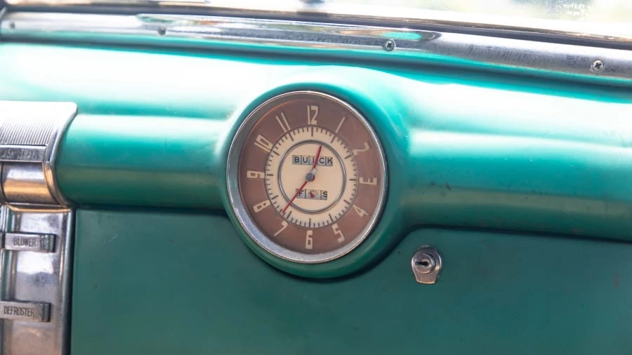 1947 Buick Super - Image 9 of 13