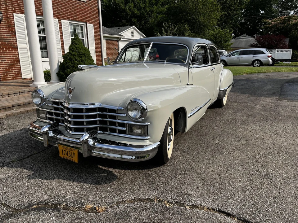 1947 Cadillac Sixty Special - Image 2 of 31