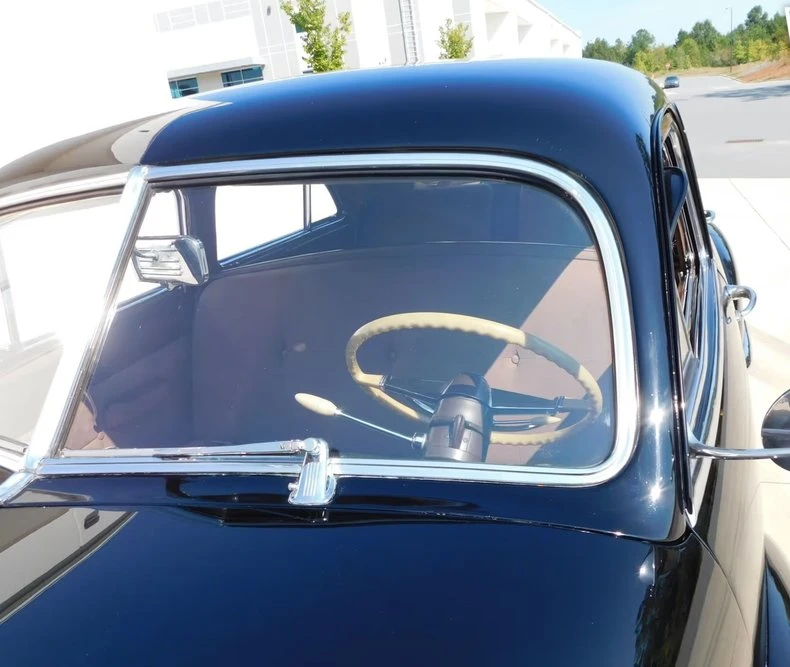 1947 Cadillac Sixty Special - Image 10 of 25