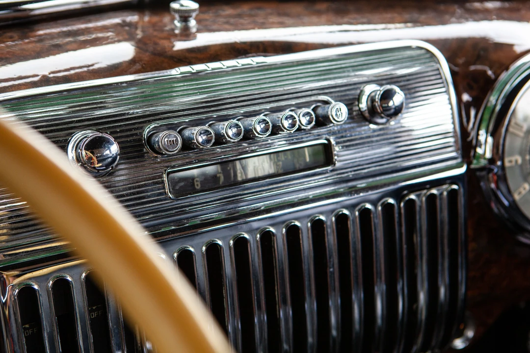 1947 Cadillac Series 70 & 75 - Image 12 of 30