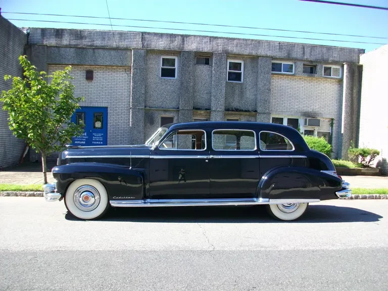 1947 Cadillac Series 70 & 75 - Image 4 of 4