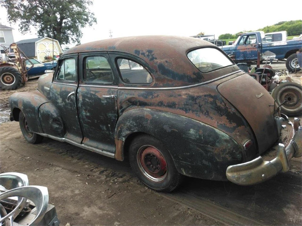 1947 Chevrolet Stylemaster & Fleetmaster & Fleetline - Image 5 of 25