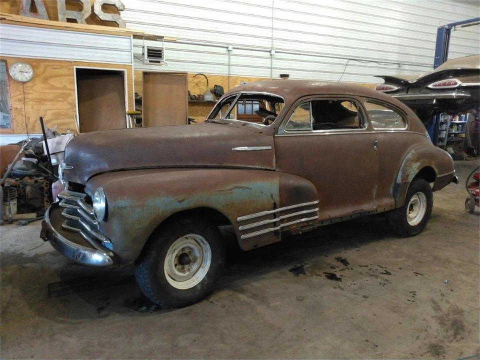 1947 Chevrolet Stylemaster & Fleetmaster & Fleetline - Image 2 of 22