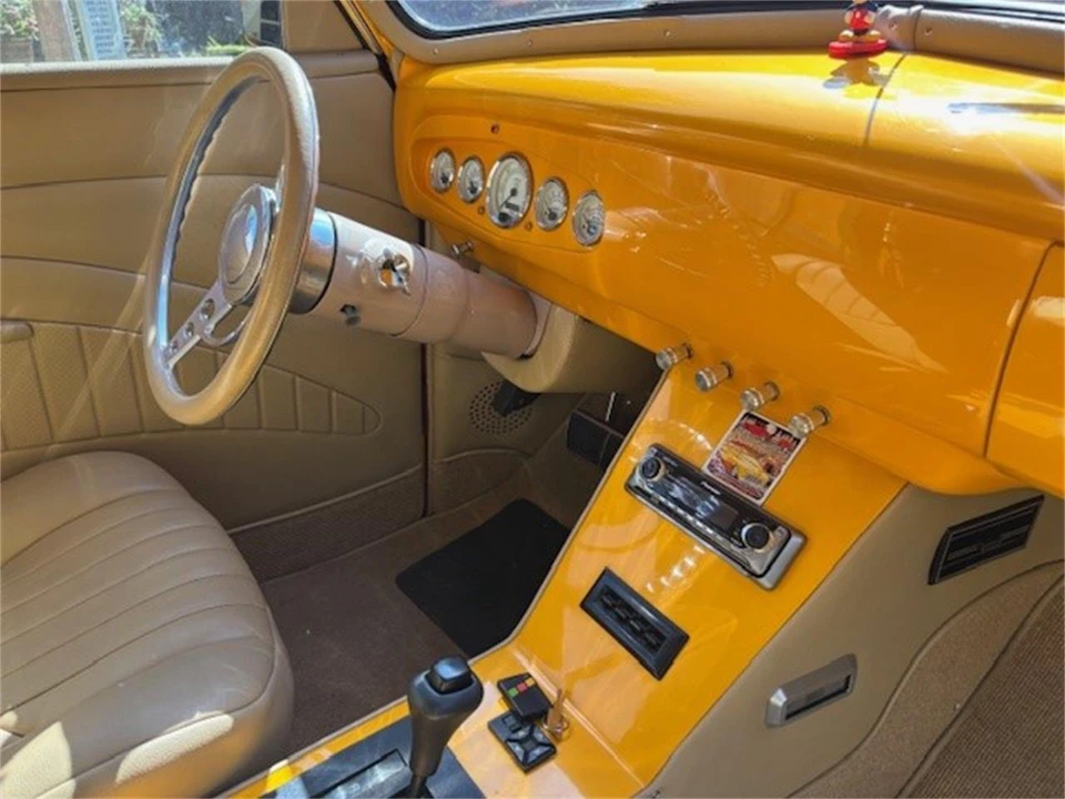 1947 Chevrolet Stylemaster & Fleetmaster & Fleetline - Image 12 of 30