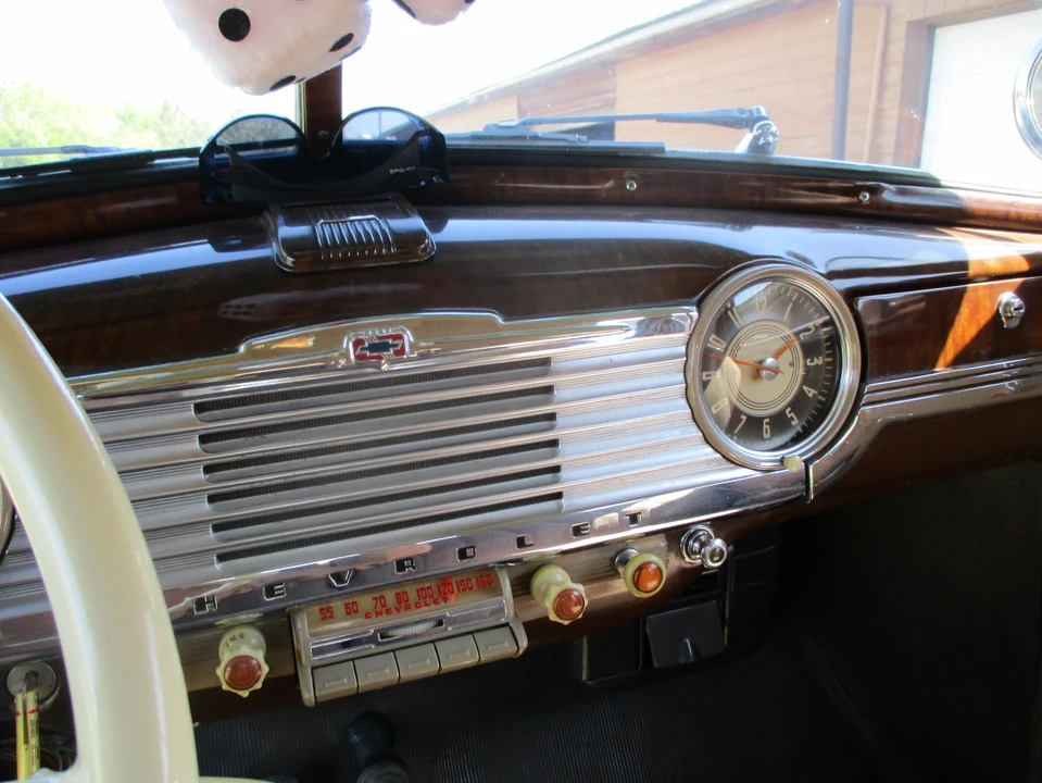 1947 Chevrolet Stylemaster & Fleetmaster & Fleetline - Image 15 of 31