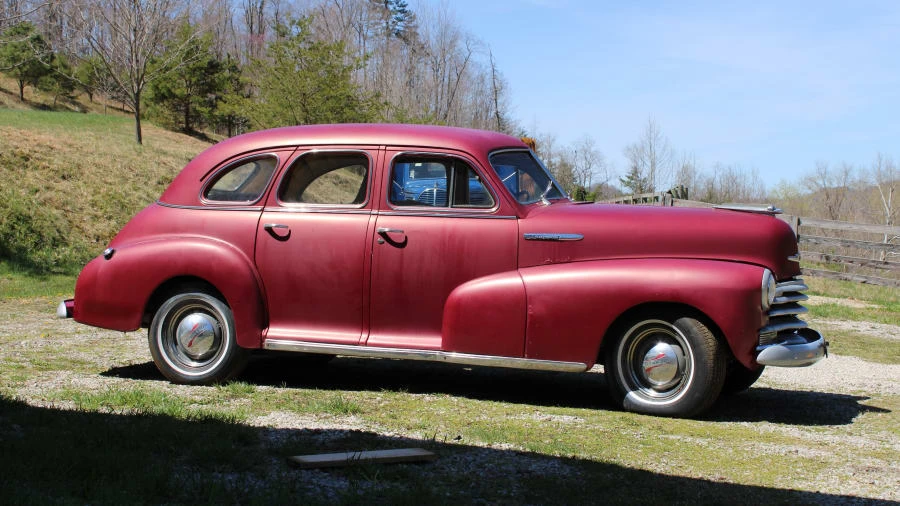 1947 Chevrolet Stylemaster & Fleetmaster & Fleetline - Image 2 of 14
