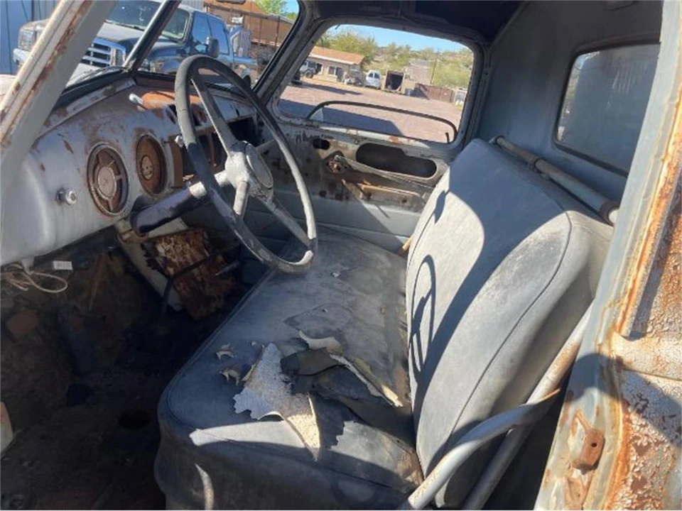 1947 Chevrolet Stylemaster & Fleetmaster & Fleetline - Image 2 of 6