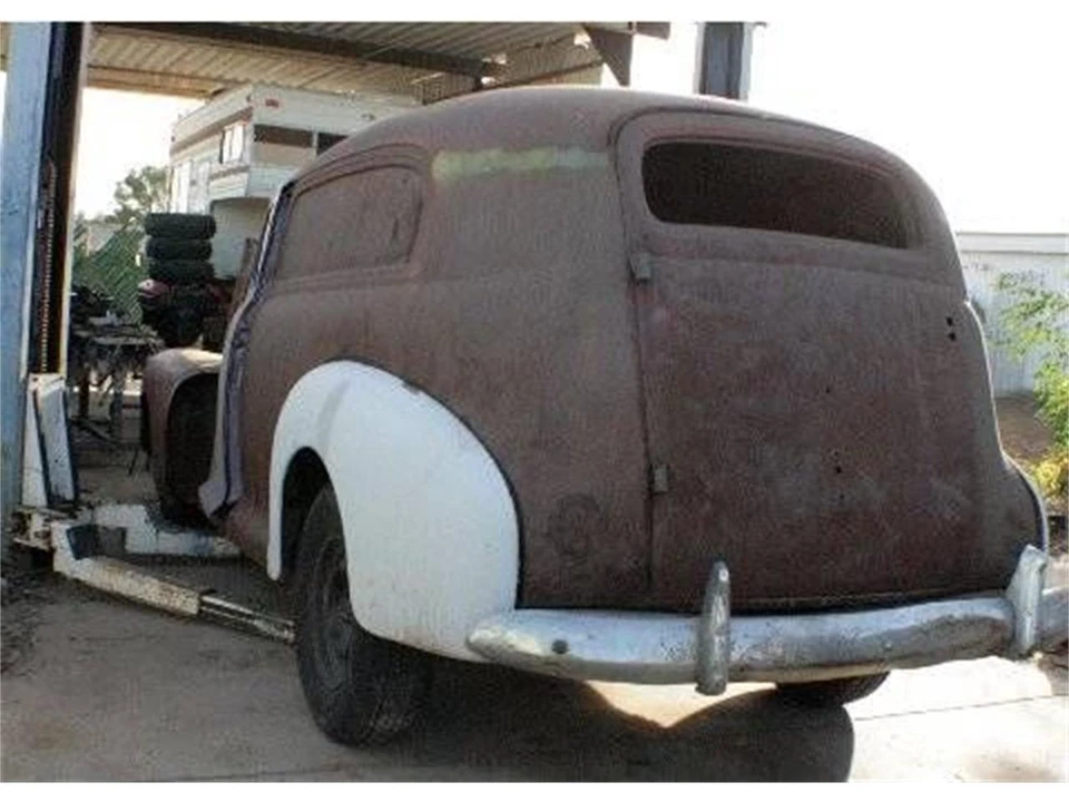 1947 Chevrolet Stylemaster & Fleetmaster & Fleetline - Image 2 of 7