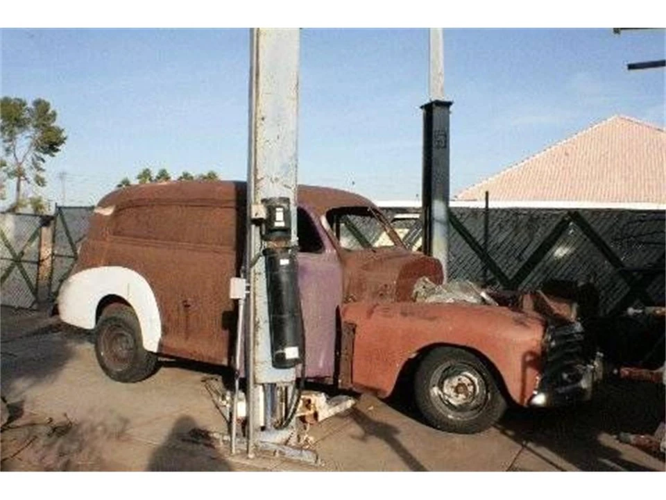 1947 Chevrolet Stylemaster & Fleetmaster & Fleetline - Image 4 of 7