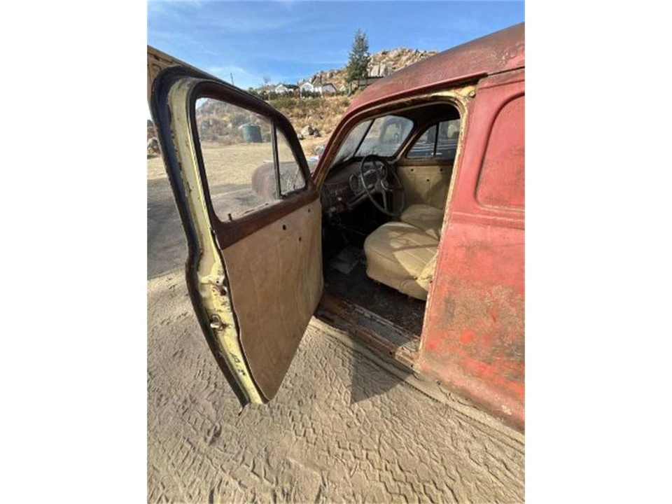 1947 Chevrolet Stylemaster & Fleetmaster & Fleetline - Image 14 of 23