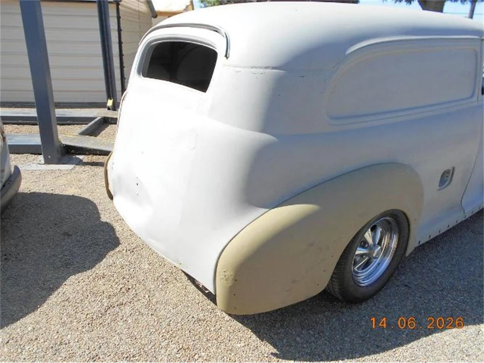 1947 Chevrolet Stylemaster & Fleetmaster & Fleetline - Image 13 of 19