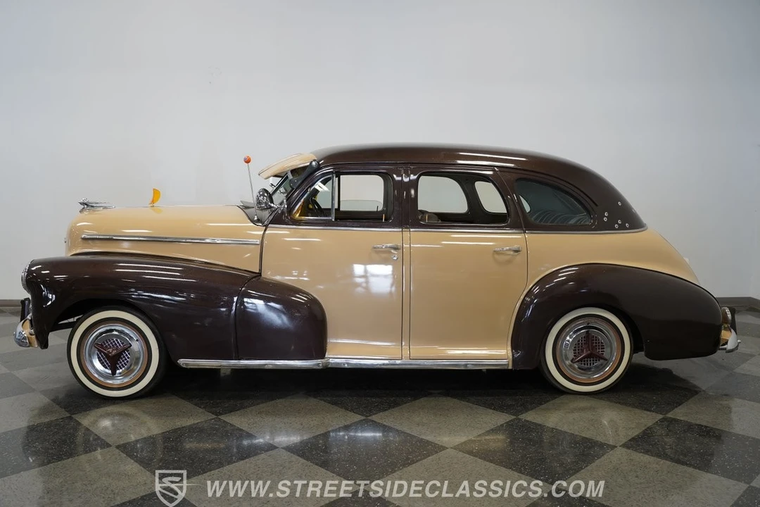 1947 Chevrolet Stylemaster & Fleetmaster & Fleetline - Image 2 of 12