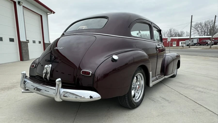 1947 Chevrolet Stylemaster & Fleetmaster & Fleetline - Image 3 of 27