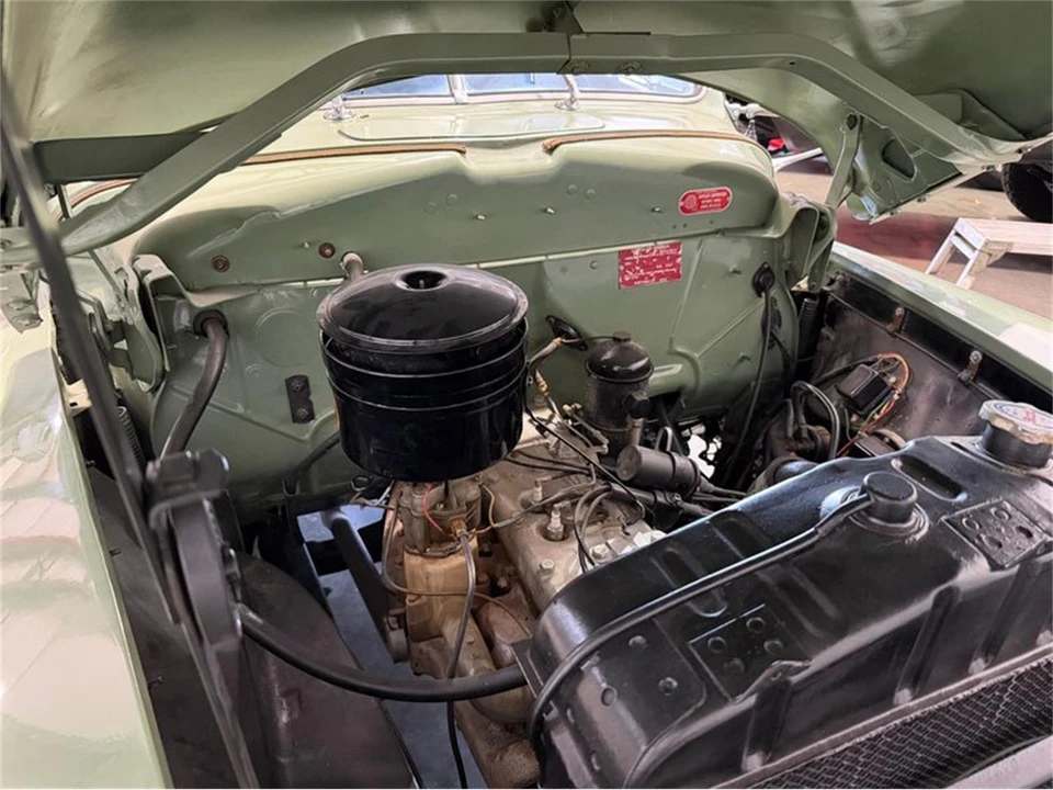 1947 Chrysler Town & Country - Image 6 of 9