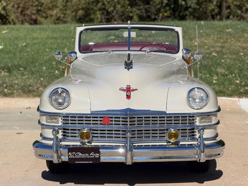 1947 Chrysler Town & Country - Image 22 of 31