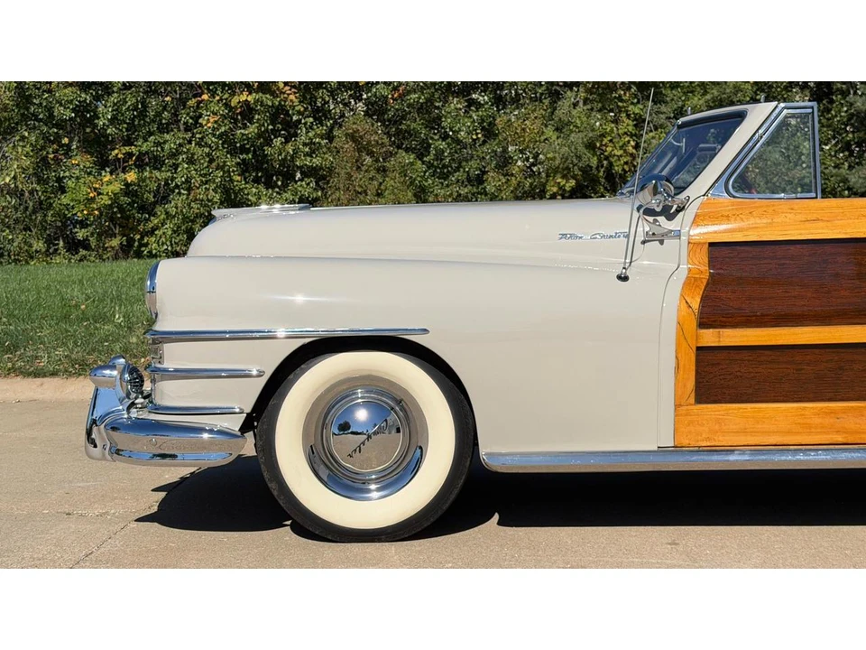 1947 Chrysler Town & Country - Image 7 of 31