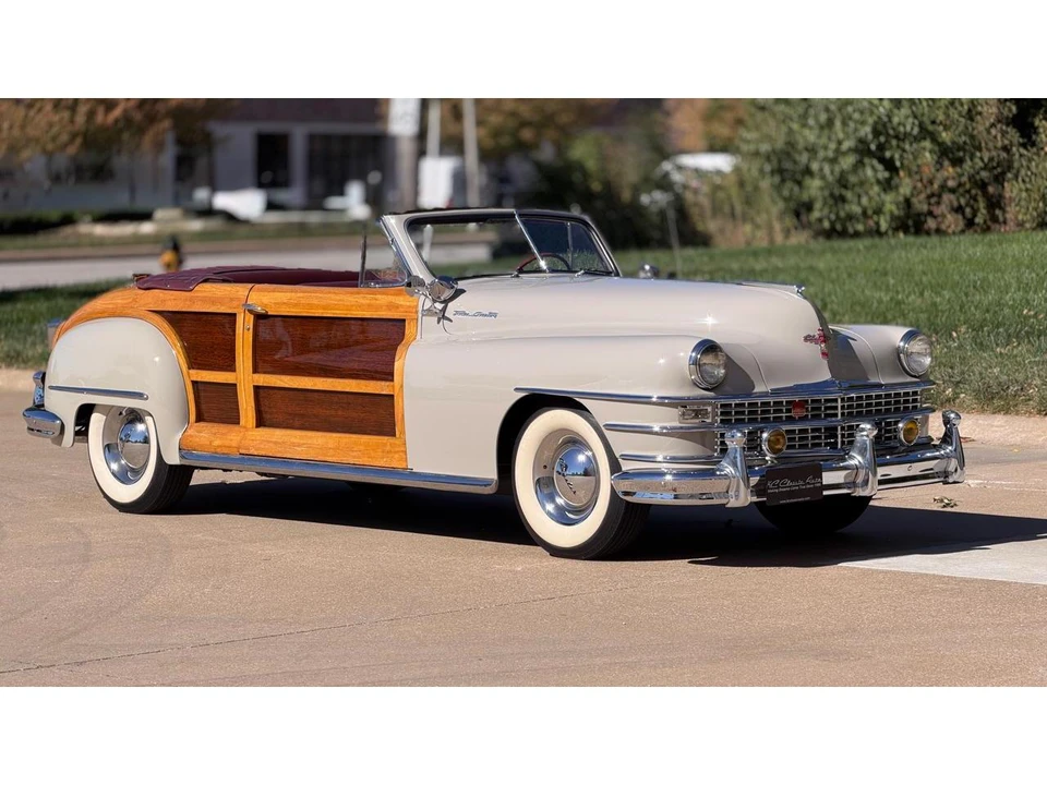 1947 Chrysler Town & Country - Image 17 of 31