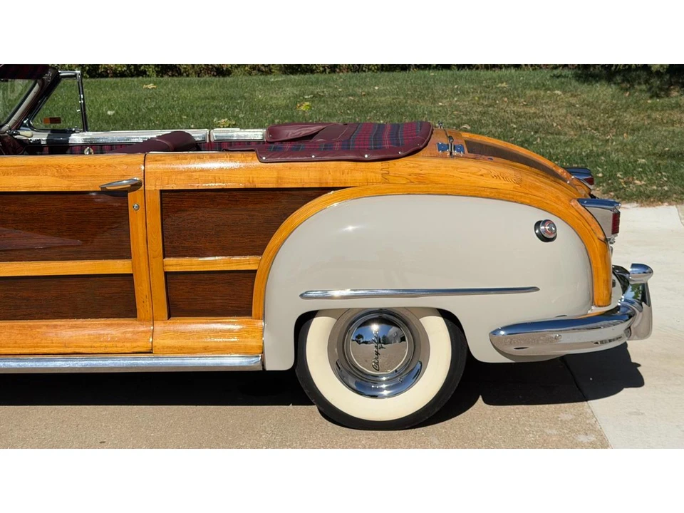 1947 Chrysler Town & Country - Image 8 of 31