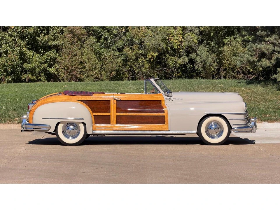 1947 Chrysler Town & Country - Image 14 of 31