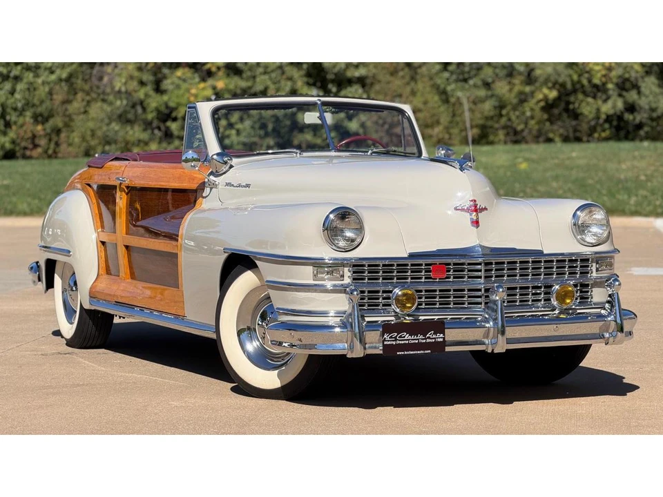 1947 Chrysler Town & Country - Image 20 of 31