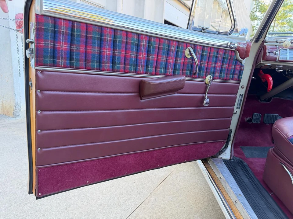 1947 Chrysler Town & Country - Image 23 of 31