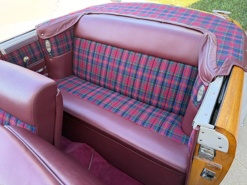 1947 Chrysler Town & Country - Image 27 of 31