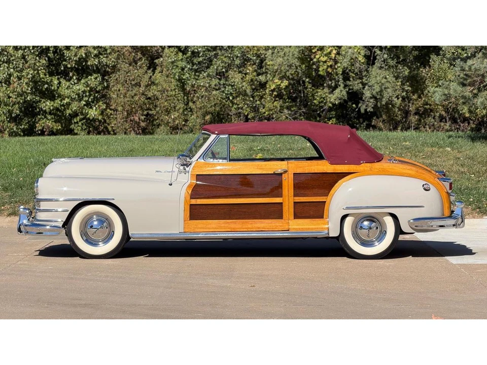 1947 Chrysler Town & Country - Image 6 of 31