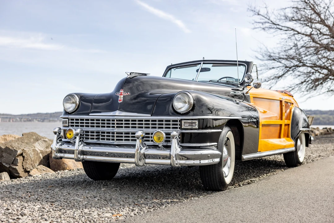1947 Chrysler Town & Country - Image 5 of 31