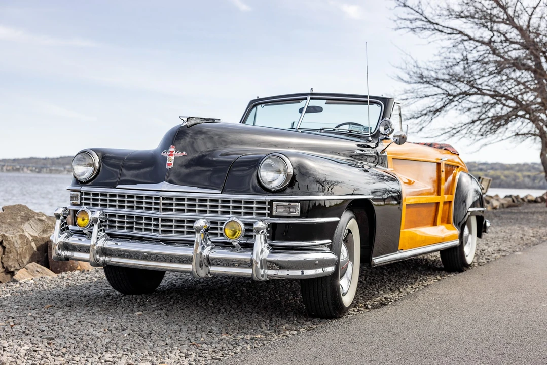 1947 Chrysler Town & Country - Image 3 of 31