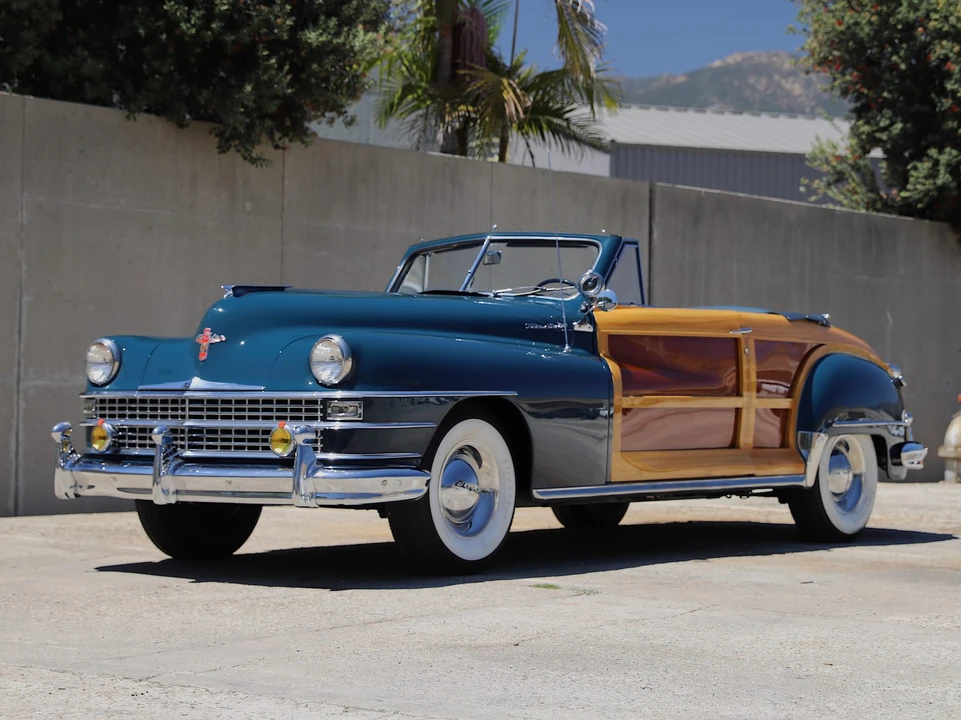 1947 Chrysler Town & Country - Image 2 of 31