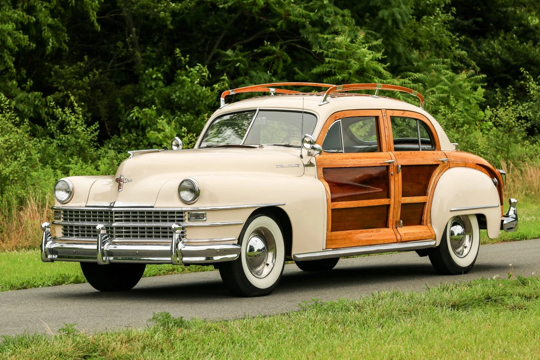 1947 Chrysler Town & Country - Image 4 of 31