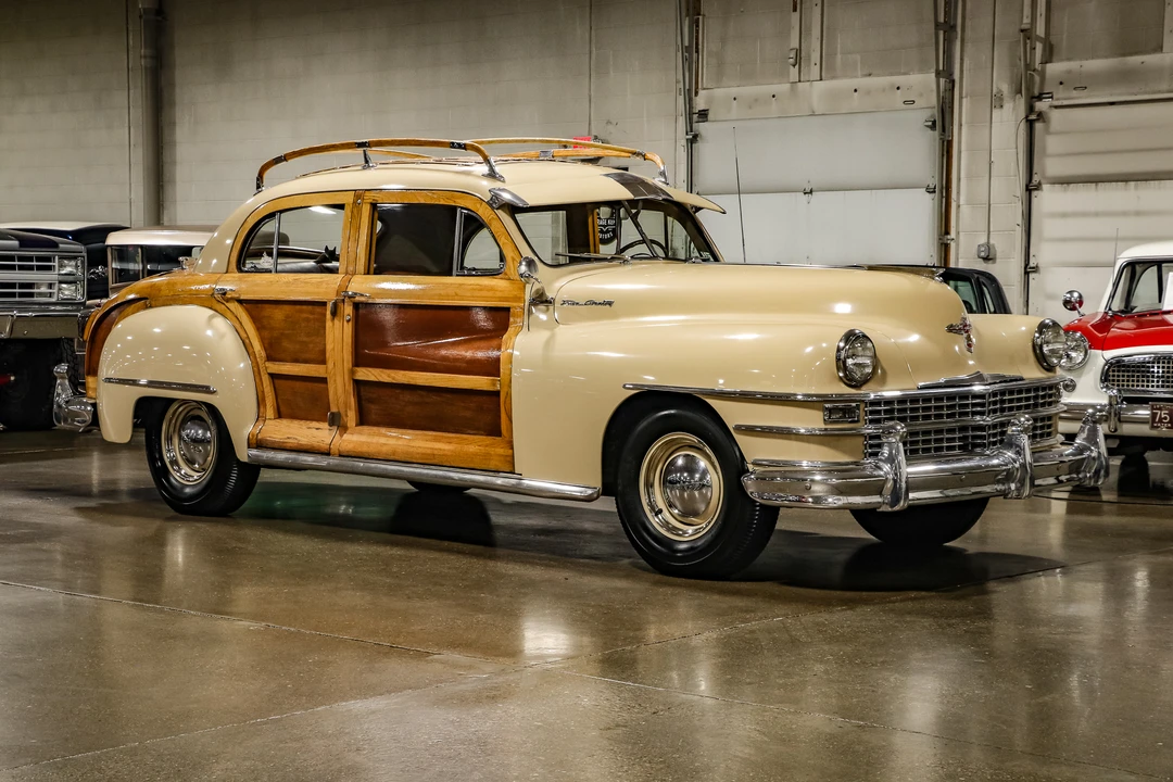 1947 Chrysler Town & Country - Image 8 of 31