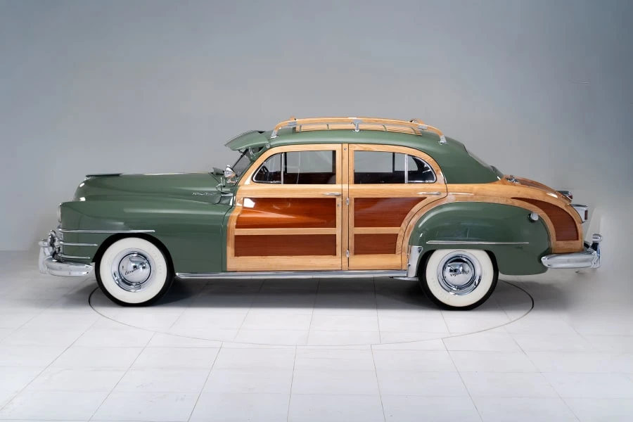 1947 Chrysler Town & Country - Image 2 of 31