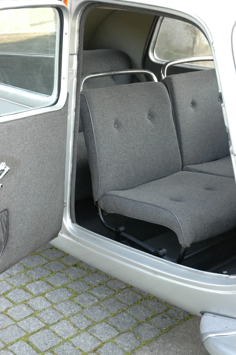 1947 Citroen Traction Avant - Image 2 of 3